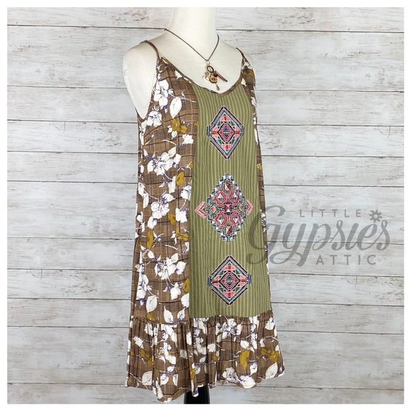 Entro Mixed Media Tunic Dress - Picture 11 of 14